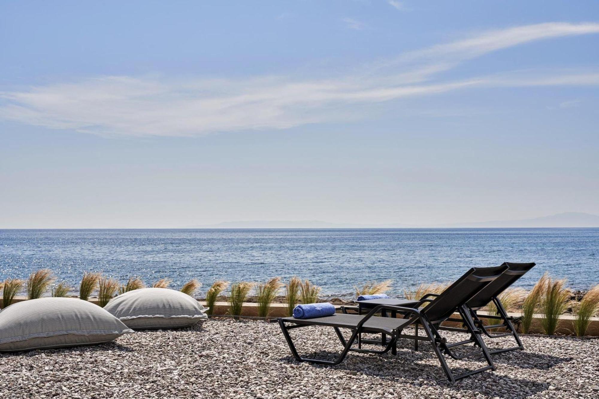 Beachfront Alassa Villas With Private Pools Kotronion  Extérieur photo