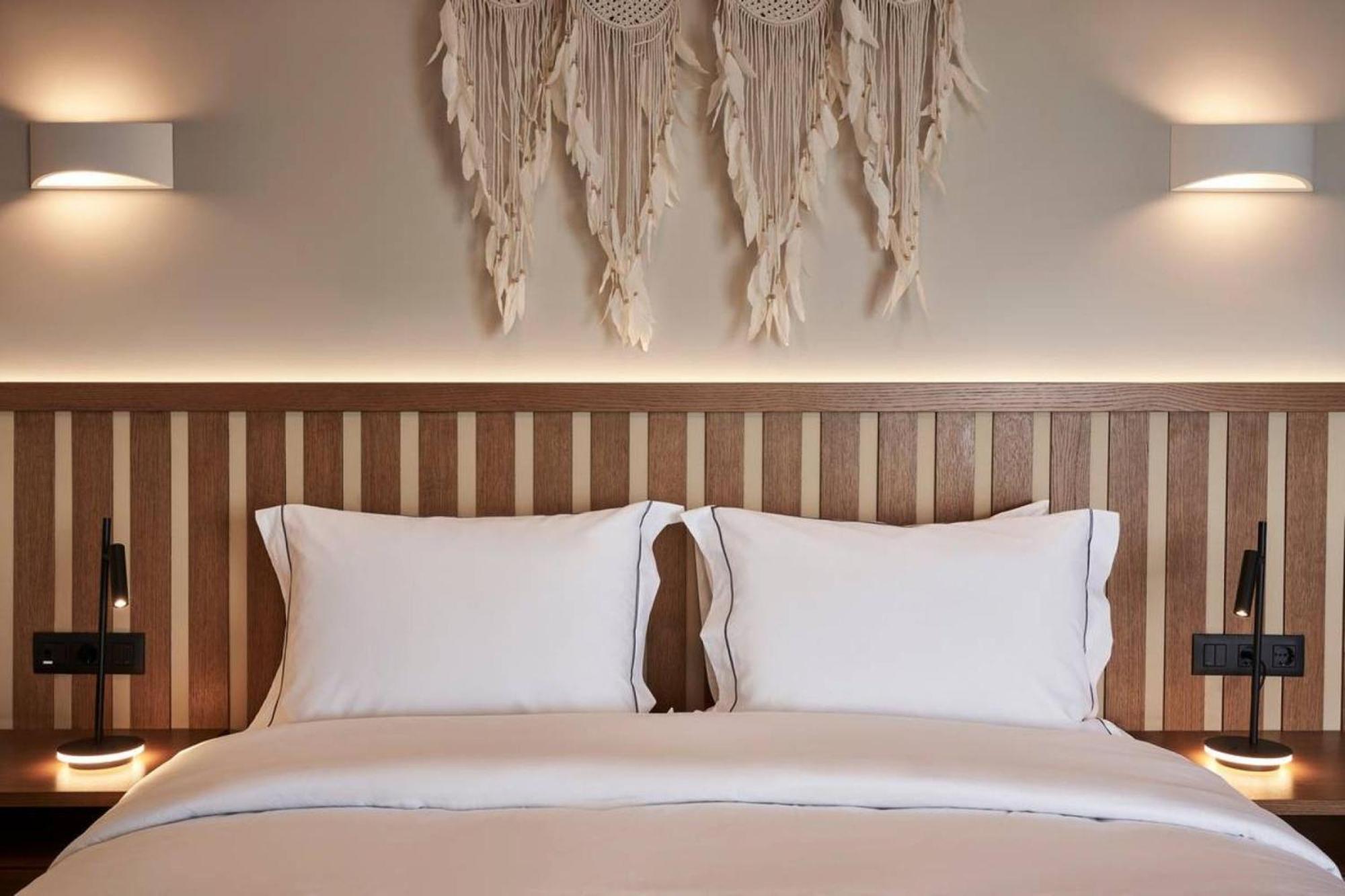 Beachfront Alassa Villas With Private Pools Kotronion  Extérieur photo
